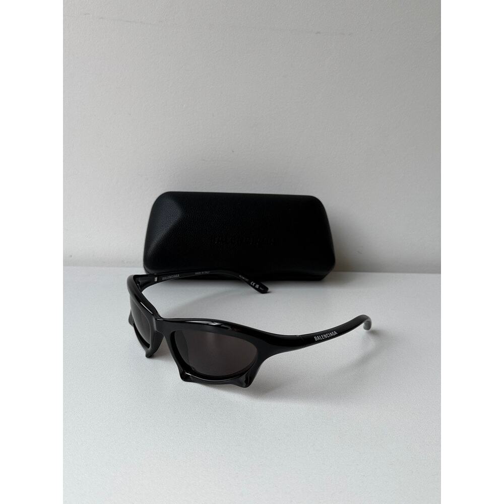 NEW Balenciaga BB0229S Bat Sunglasses in Black $605 - Picture 3 of 6